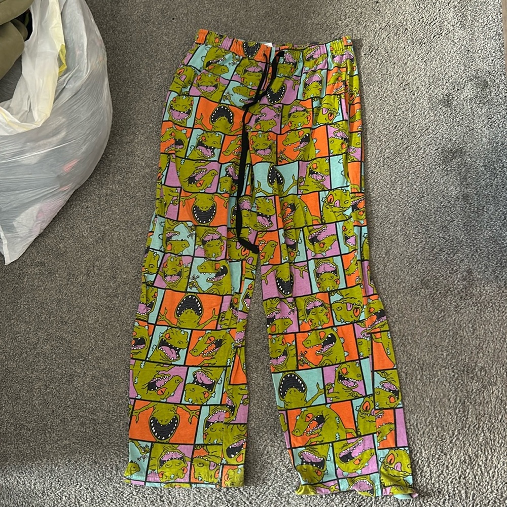 supper comfortable and cute rug rats dinosaur pajama pants  🦖